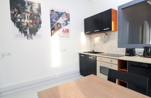 Old Town Apartment | 2-bed, 1.5-bath Old Town Flat with Sauna and Bar