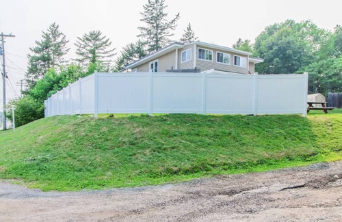 Lewiston Apartment | 2 bed 1 bath 2 MiLES from HOSPiTAL