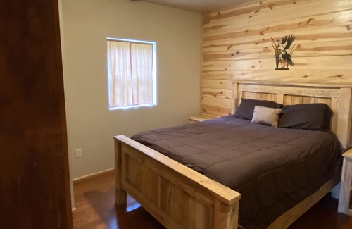 Moorcroft Apartment | 2 bed - 1 bath - sleeps 5! Close to lake, Sturgis, Black Hills, Devils Tower