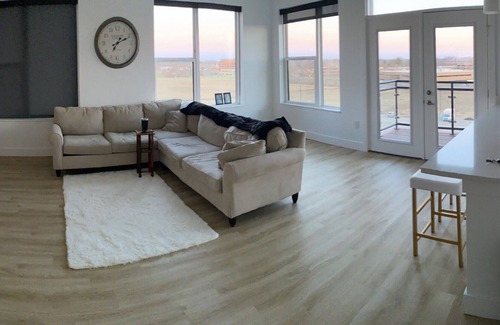 Blue Ash Apartment | 2 bed 2 bath at Summit Park!