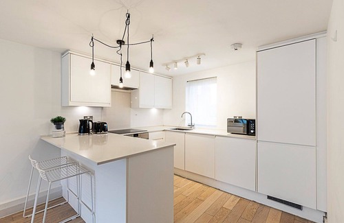 Churchill Apartment | 2-Bed, 2-Bath Fifth Floor Flat with Balcony