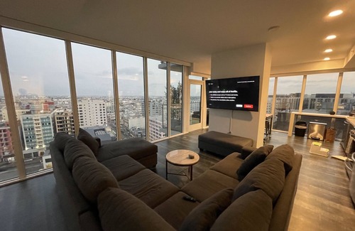 Bunker Hill Condo | 2 Bed+2 Bath+ Penthouse + Private Balcony
