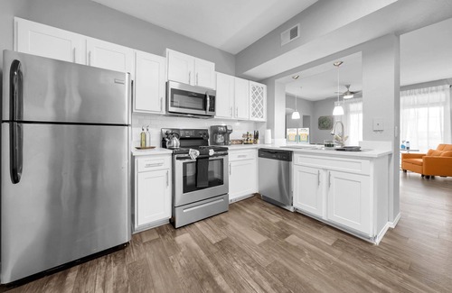 Tampa Apartment | 2-Bed/2-Bath Tampa Apartment: Comfort Meets Convenience for Corporate Travelers