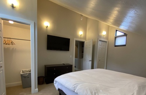 North Park City Condo | 2 Bed 2 Bath Three Kings Ski Getaway