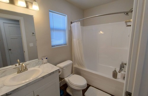 St. Anthony House | 2 Bed 2 Bath Townhome North of Rexburg!