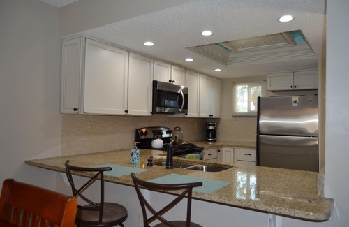 Butler Beach Condo | 2 Bed, 2 Bath with ocean view, just steps to the beach w/private beach access