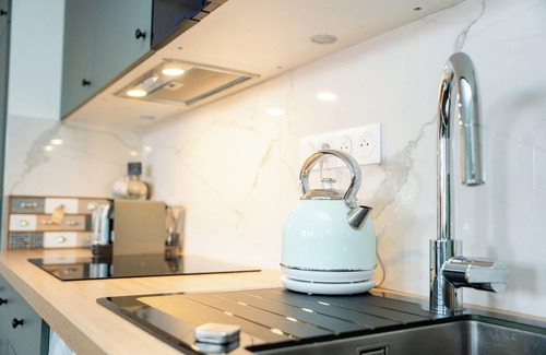 Le Kremlin-Bicetre Apartment | 2-Bed Apartment - Sleeps 4, AirCon & Central Links