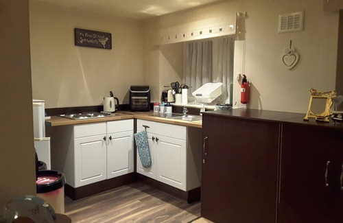 Ferryden Apartment | 2 Bed Apartment 2 Mins Walk Away From the Beach!