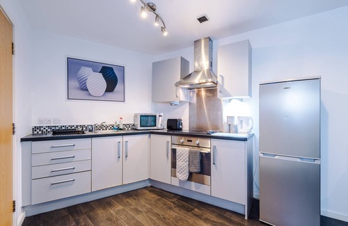 Clayton Apartment | 2 Bed Apartment Balcony Etihad, CO-OP Live