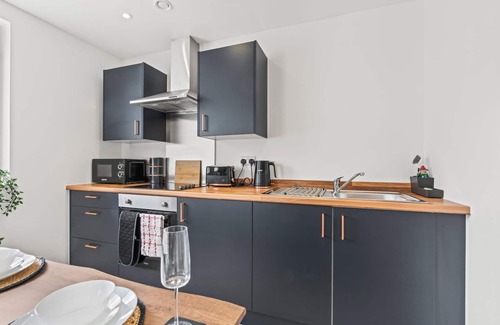 Bradford Apartment | 2 Bed Apartment | Central Bradford | Free Parking