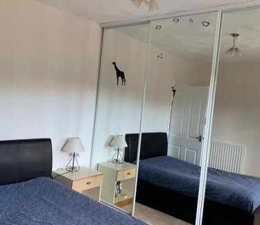 Central Aberdeen Apartment | 2-Bed Apartment in Aberdeen Sleeps 4 Parking