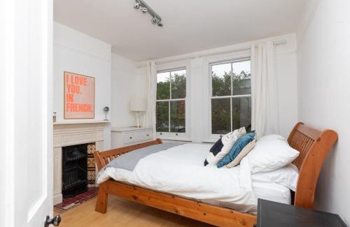 Crystal Palace Apartment | 2 Bed Apartment in Sydenham, London