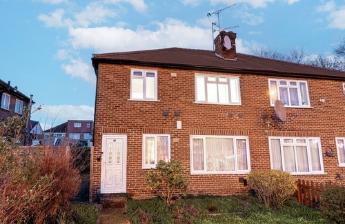 Perivale Apartment | 2 Bed Apartment In Wembley, Ealing, London