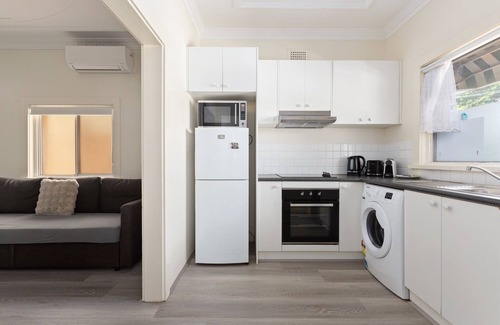 Manly Apartment | 2-Bed Apartment Near Manly Beach