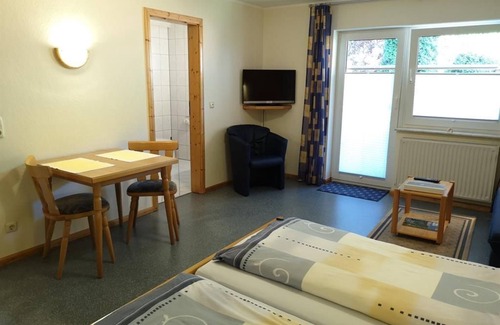 Kaimt Bed & Breakfast | 2-bed apartment, outbuilding, Riesling - Schier, Appart-Pension