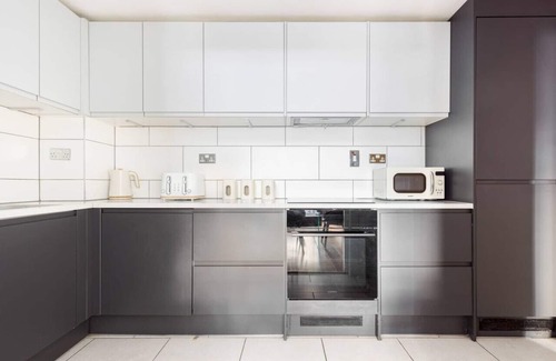Wandsworth Apartment | 2 Bed Balcony Flat in Wandsworth