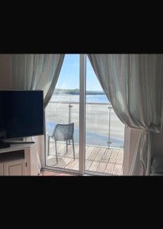 Inchydoney Apartment | 2 bed Beachfront Apartment Inchydoney Cork