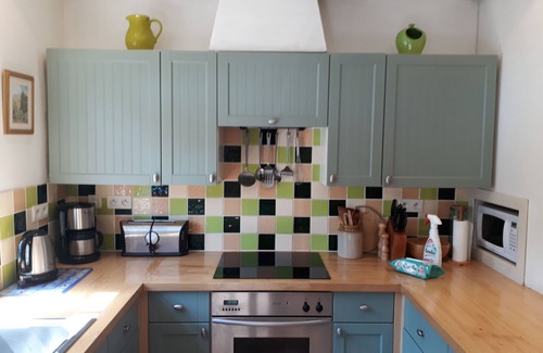 Saint-Ouen-La-Rouerie Cottage | 2 Bed Cottage. Sleeps 5. 30 minutes from Mont St Michel