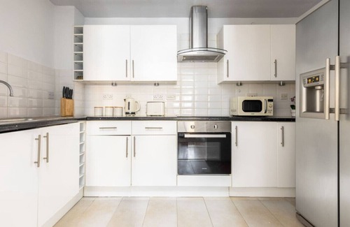 Bermondsey Apartment | 2 Bed Flat in London Bridge