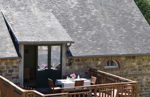 Le Neufbourg House | 2 Bed Gite (1km from Mortain)
