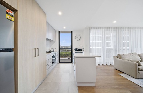 Phillip Apartment | 2-Bed Haven: Impeccable Interiors & Chic Amenities