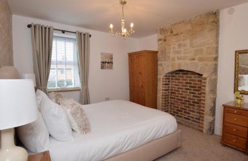 Amble House | 2 Bed in Amble 91206