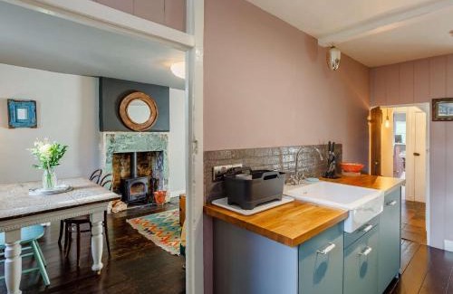 Trowbridge House | 2 Bed in Bath 90431