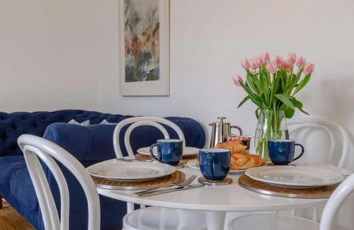 Bath House | 2 Bed in Bath 91066