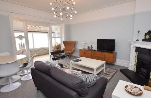 Bexhill-on-Sea Apartment | 2 Bed in Bexhill-on-Sea 60137