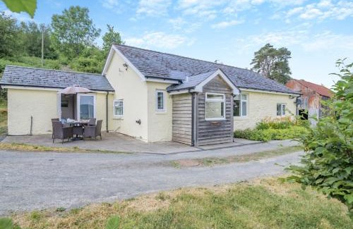 Llangammarch Wells House | 2 bed in Builth Wells BN059