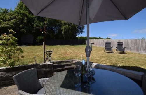Charmouth House | 2 Bed in Charmouth DC077