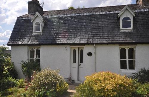 Fort Augustus House | 2 Bed in Fort Augustus IN637