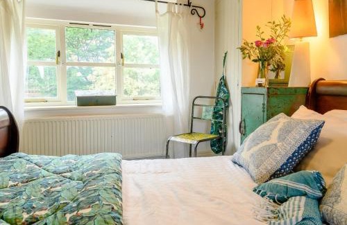 Leigh upon Mendip House | 2 Bed in Frome 89168