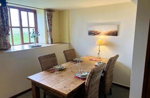 Godshill House | 2 Bed in Godshill IC106