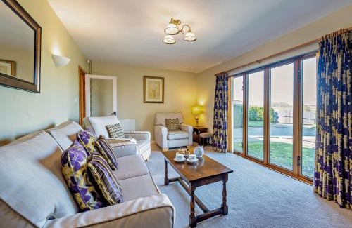 Ipswich House | 2 bed in Hadleigh 87956
