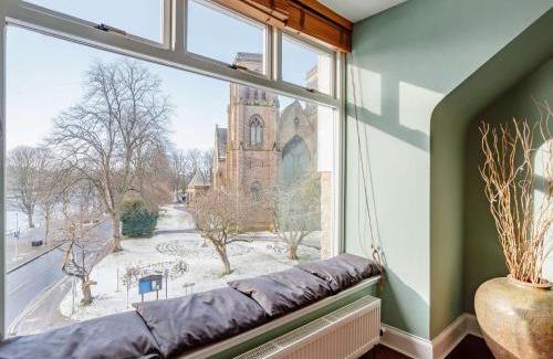 Inverness City Centre Apartment | 2 bed in Inverness CA328