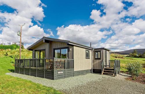 Glenhinnisdal House | 2 Bed in Isle of Skye 75068