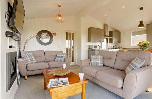 Glenhinnisdal House | 2 Bed in Isle of Skye 75068