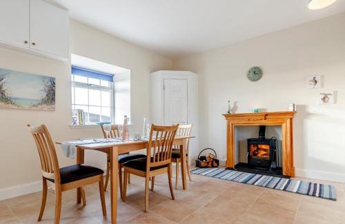 Pearsie House | 2 Bed in Kirriemuir 80719