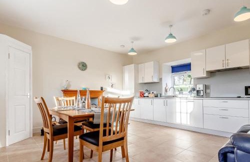 Pearsie House | 2 Bed in Kirriemuir 80719