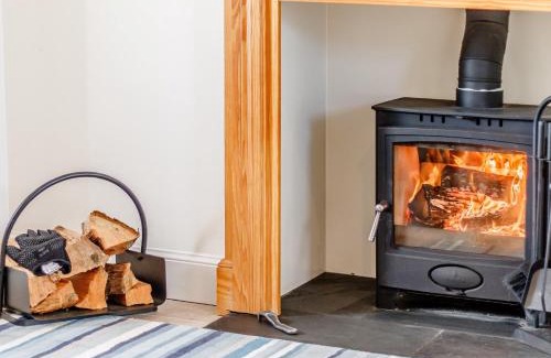 Pearsie House | 2 Bed in Kirriemuir 80719