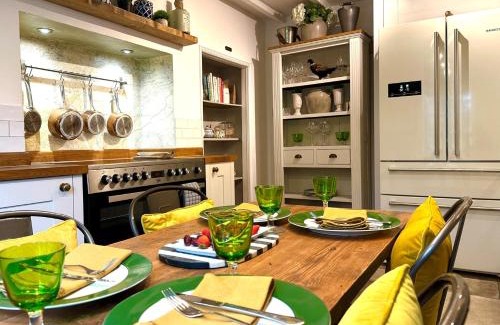Normanby House | 2 Bed in Normanby 78054