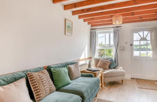 St Dogmaels House | 2 Bed in St. Dogmaels oc-r32337
