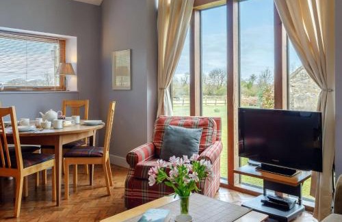 Binegar House | 2 Bed in Wells 00452
