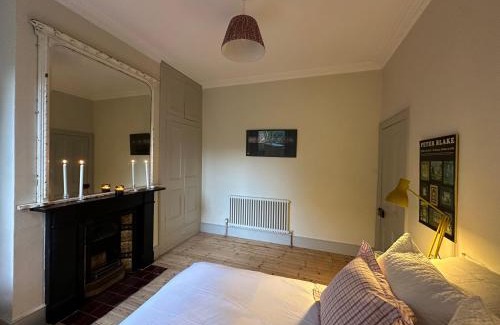 Queen's Park Apartment | 2 bed luxe garden apartment
