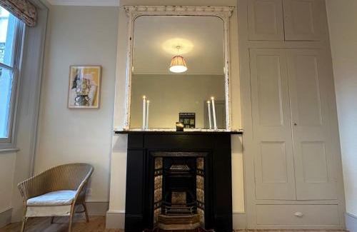 Queen's Park Apartment | 2 bed luxe garden apartment