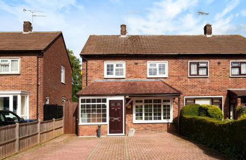 Underhill Villa | 2 bed semi-detached house to rent in Connaught Road, Barnet EN5