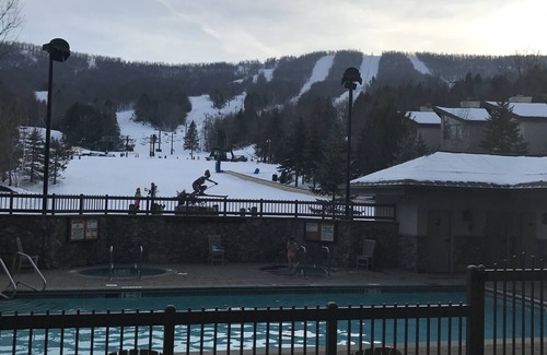 Windham Condo | 2 Bed Ski-In/Out Condo