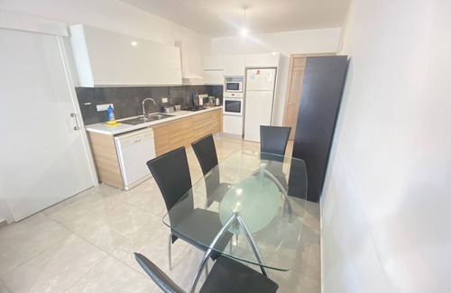 Yenisehir Condo | 2 Bedr & 4 Beds & 1 Bathr & Fully Kitchen & All rooms AC & close all amenities