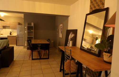 Saint-Michel-sur-Savasse Apartment | 2 bedroom house in Drôme des Collines